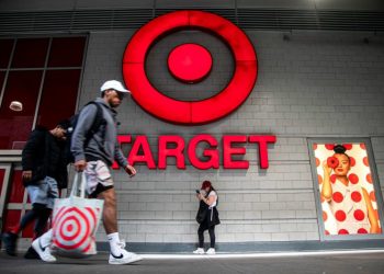 Target says shoppers are buying fewer groceries and home goods