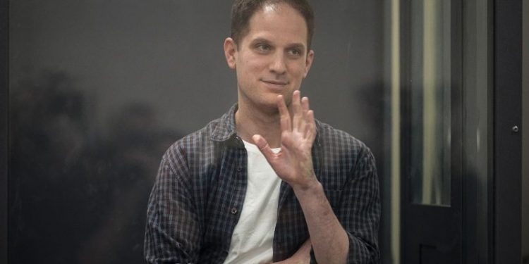 Trump claims he’d use relationship with Putin to free detained reporter