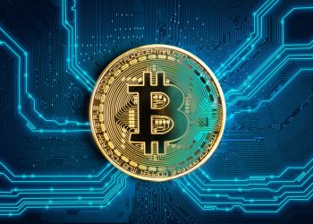 The price of Bitcoin rose to the $69,500 level yesterday
