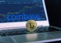 Coinbase Sues SEC and FDIC Over Regulatory Transparency