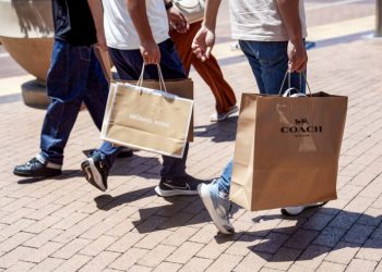 Employers added 206,000 jobs in June as sturdy labor market gradually cools