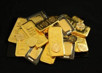 Gold and silver: the price of gold is approaching $2350