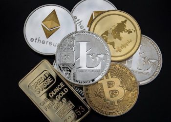 SafeMoon and LItecoin: SafeMoon is slowly waking up