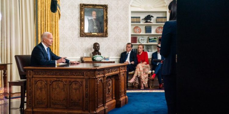 Biden issues a wistful first farewell in Oval Office speech