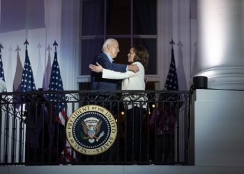 Polls show some good early signs for Kamala Harris