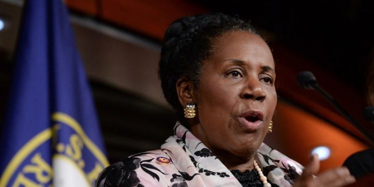 Rep. Sheila Jackson Lee has passed away after battle with pancreatic cancer