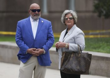 Trump advisers seek to simplify Republican Party platform, memo says