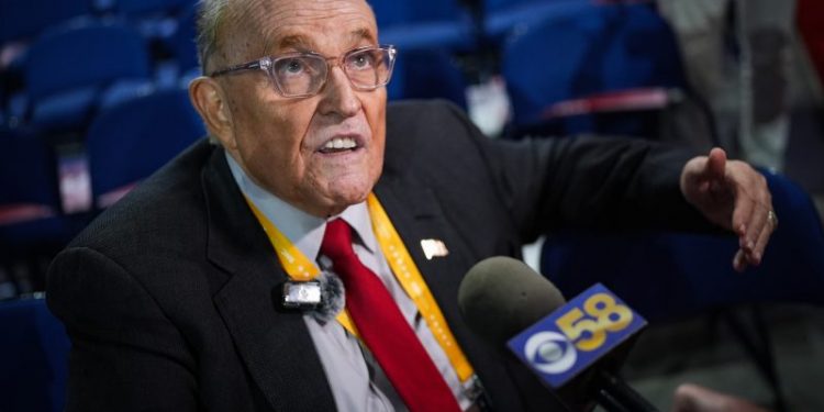 Giuliani may avoid testimony in bankruptcy case amid settlement on fees