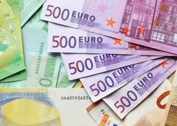 The Euro Index rises, while the Yen slips today
