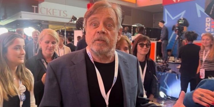 ‘Star Wars’ actor Mark Hamill weighs in on Kamala Harris’ chances of victory
