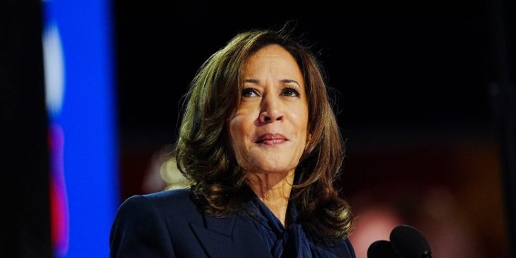 Hundreds of former Bush, McCain and Romney staffers endorse Harris