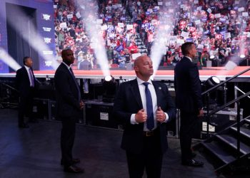 Americans souring on Secret Service after Trump shooting, poll finds