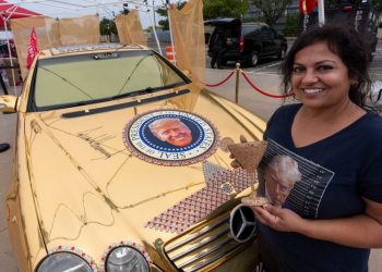 Americans expect Harris to boost women … and Trump to boost the rich