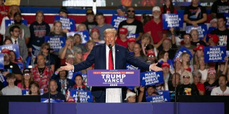 Trump lambastes immigrants using false homicide claims