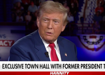 Trump warns US approaching ‘World War III territory’ under Biden-Harris admin: ‘Clowns’