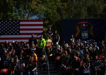 Harris and Trump fight for an edge with working-class voters in Michigan