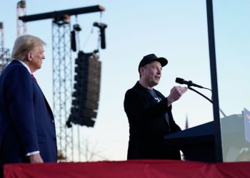 Former GOP lawmakers, officials urge Garland to investigate Musk