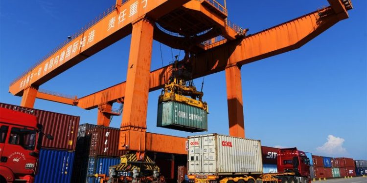 Bipartisan panel urges Congress to toss out decades of trade policy they say China has been exploiting