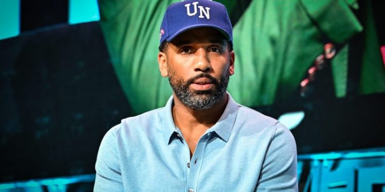 Investors pitch new international basketball league that would offer players equity