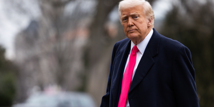 Trump signs executive order to make healthcare prices ‘transparent’