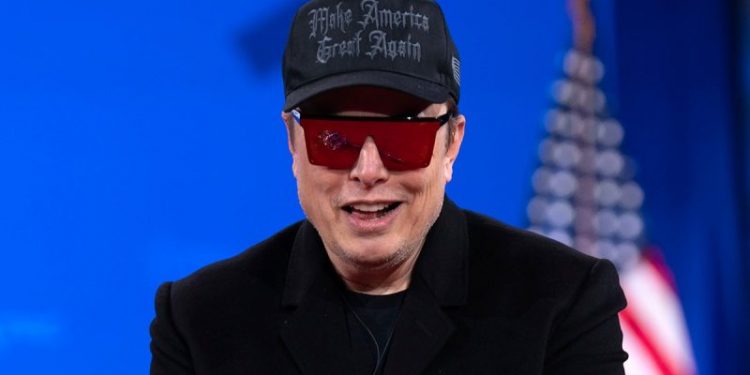 Federal workers who fail to return to office will be placed on administrative leave, Musk states