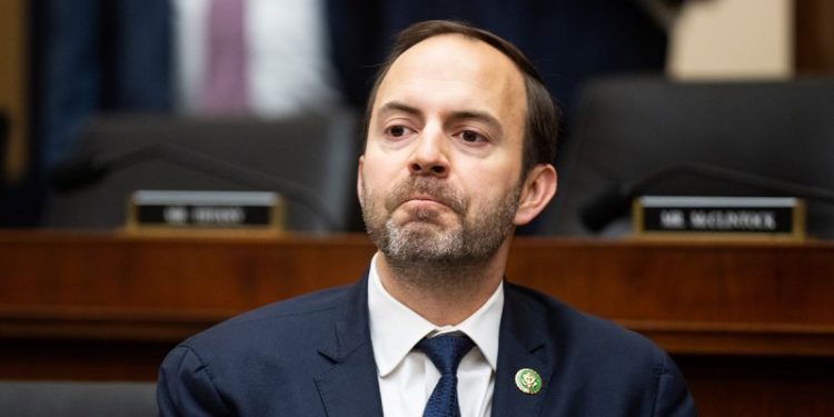 Lawmakers demand Bondi’s DOJ investigate Biden’s post-Election Day dismissal of green energy fraud lawsuit