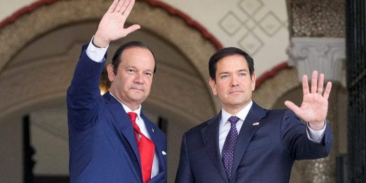 Panama eliminates charge fees for US government vessels to use the canal