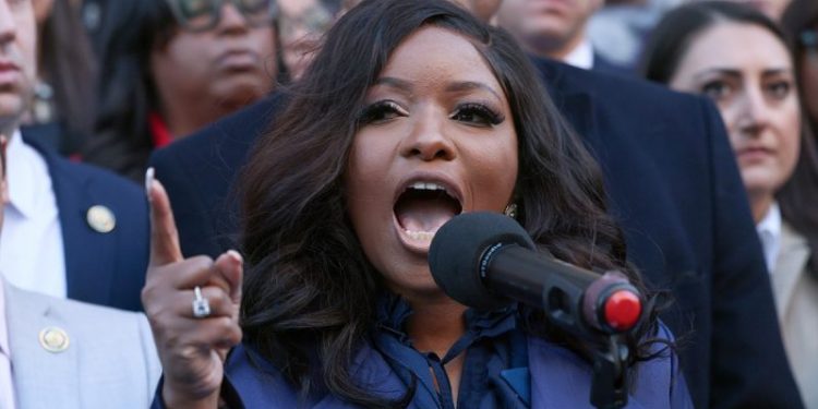 Jasmine Crockett rips Trump ‘regime,’ vows ‘solidarity’ with Biden witnesses during House probe