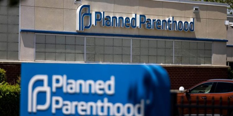 Senate parliamentarian OKs ban on Planned Parenthood federal funding in Trump megabill