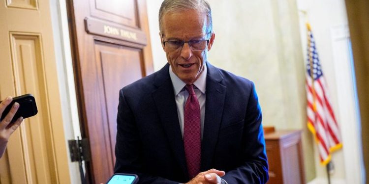 Trump-approved plan to avert government shutdown scuttled by Senate