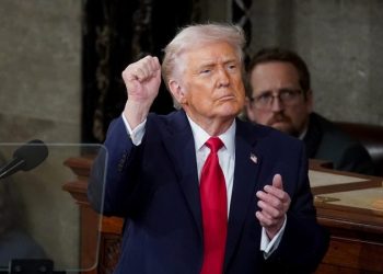 Trump’s ‘home run’ SOTU speech sparks praise from conservatives online while leaving Democrats seething
