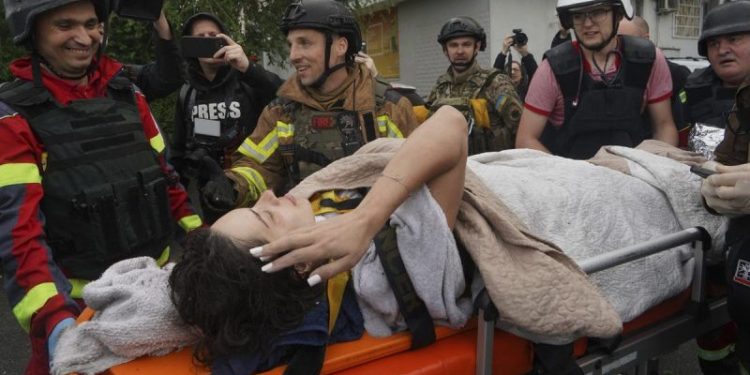 Russia’s war against Ukraine enters fifth year as experts outline 3 possible outcomes