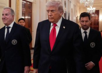 Trump rallies defense titans to surge weapons output as Iran War rages